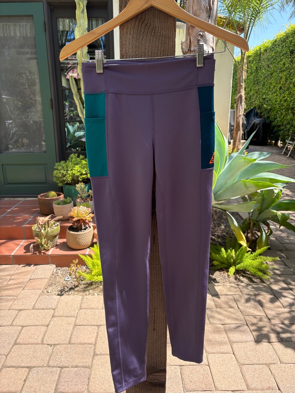 Nike ACG technical leggings size XL